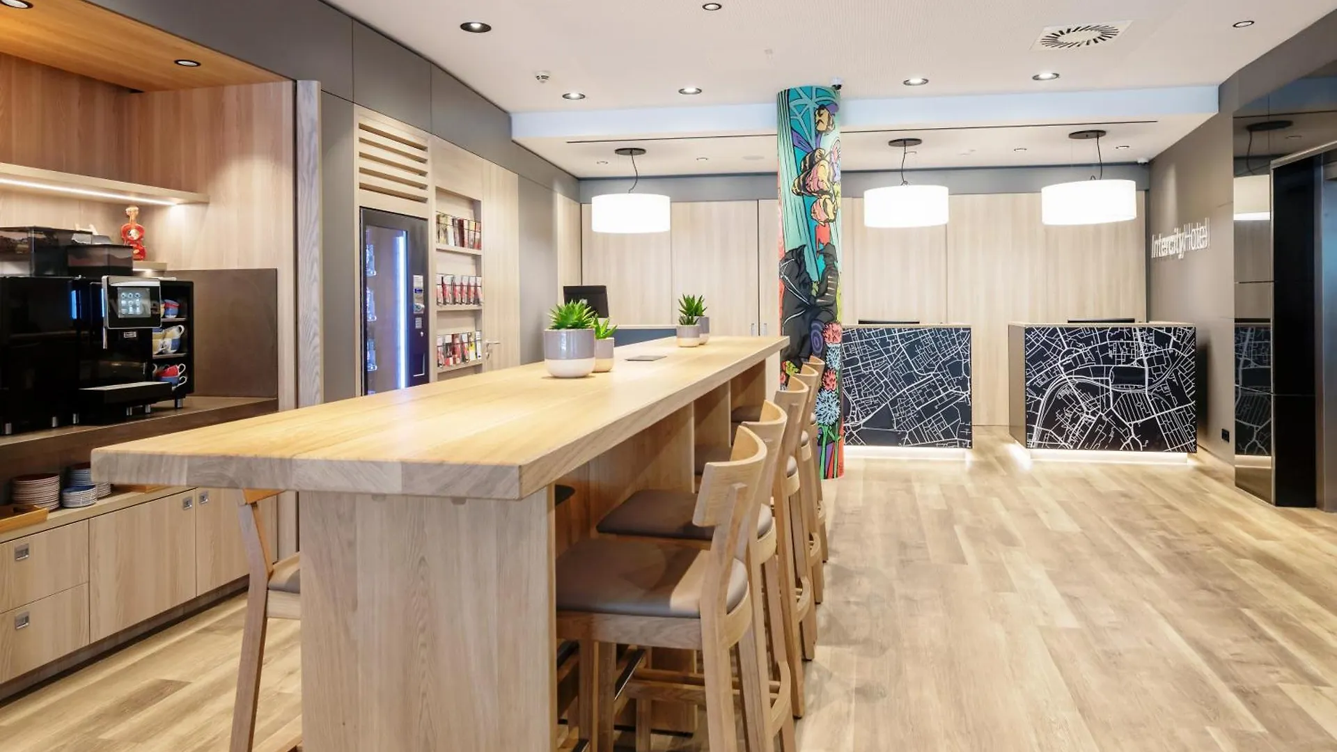 IntercityHotel Wien 4*, Wenen