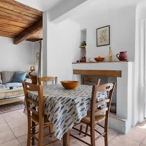https://la-petite-provence.fr-provencehotel.com