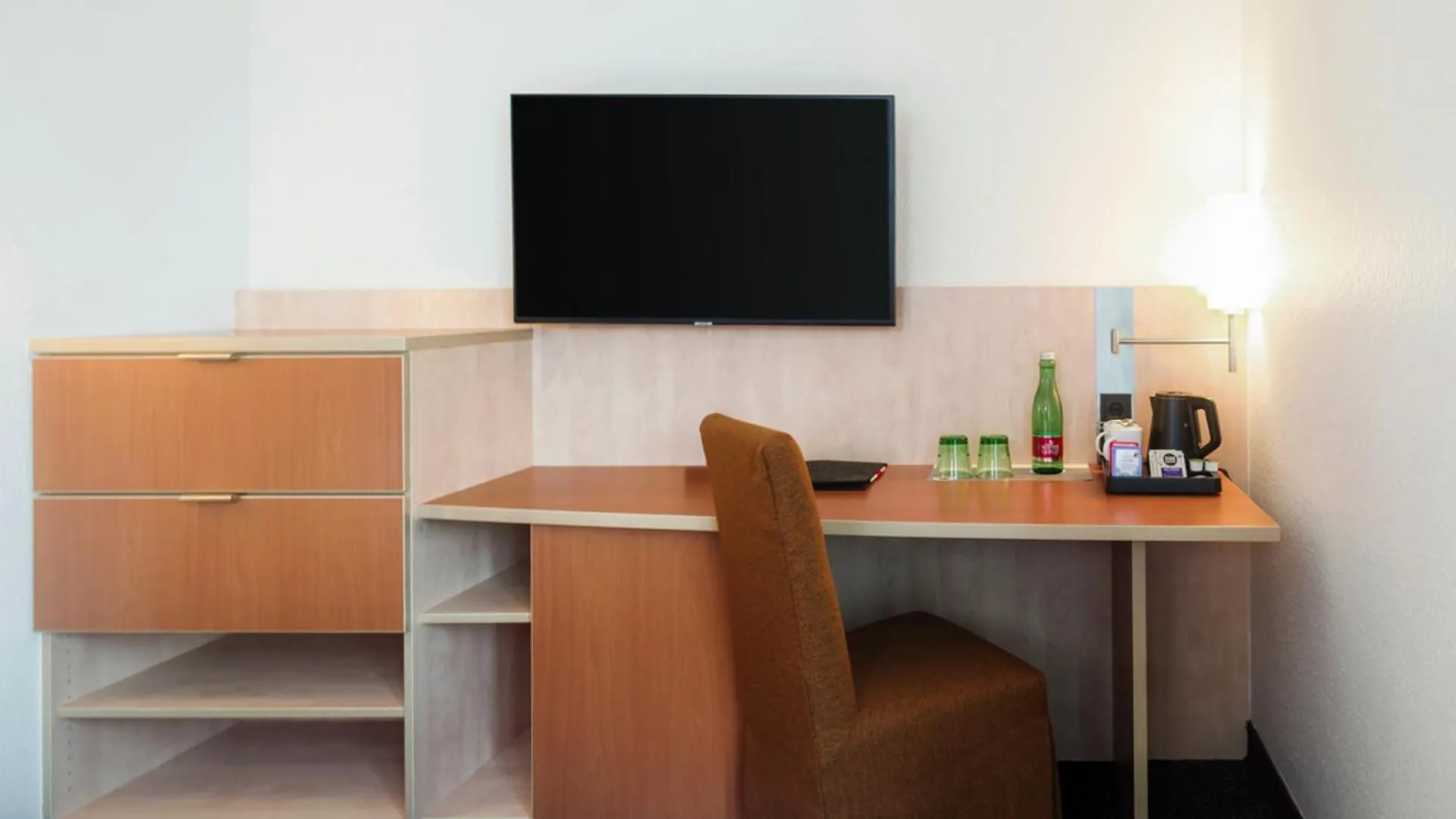 Otel Intercityhotel Wien