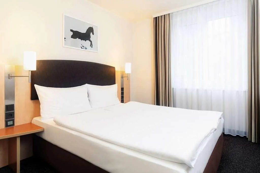 Intercityhotel Wien Avusturya