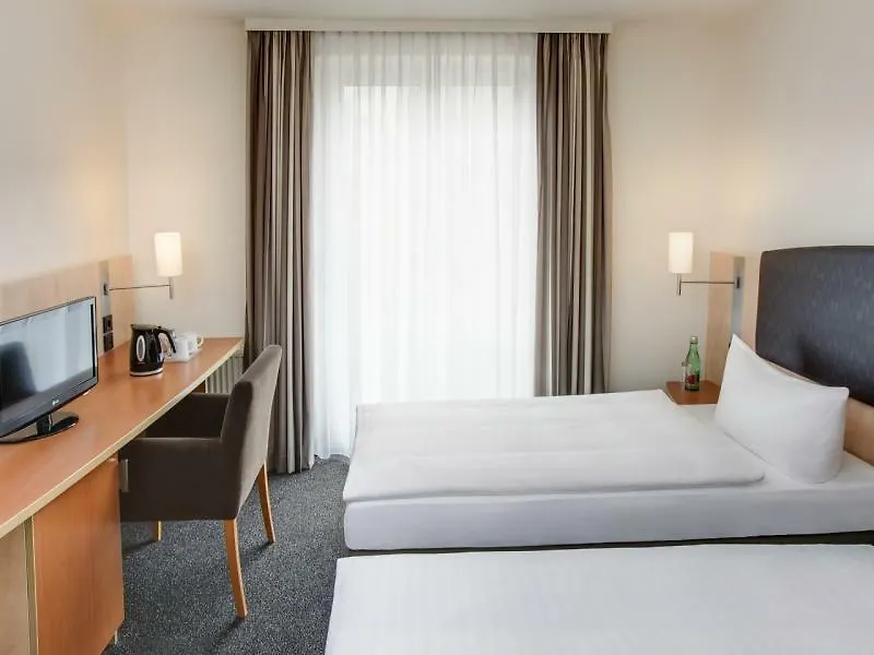 Intercityhotel Wien 4*, Viyana Avusturya
