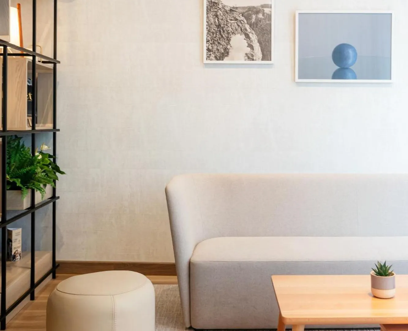 Intercityhotel Wien 4*, Vienna